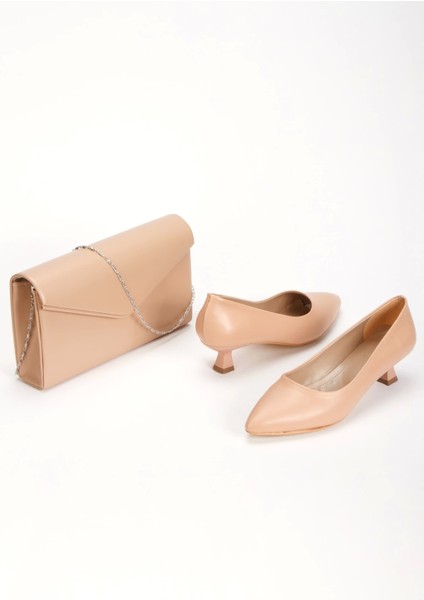 Kısa Topuklu Sivri Burunlu Stiletto ve Çanta Takımı Nude