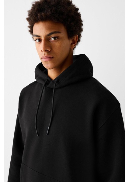 Erkek Siyah Kapüşonlu Kanguru Cepli Üç Iplik Şardonlu Sweatshirt fiyatları