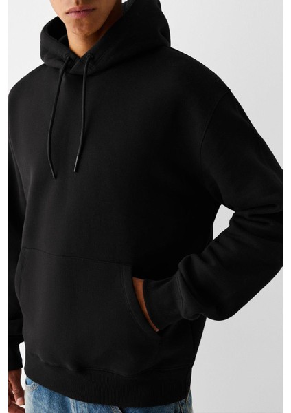 Erkek Siyah Kapüşonlu Kanguru Cepli Üç Iplik Şardonlu Sweatshirt modelleri