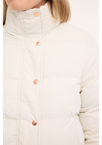 Wl Slay 2 4pr Ekru Kadın Kısa Kaban fırsatları