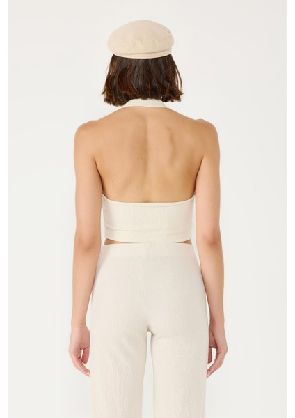 Sırt Dekolteli Halter Yaka Top