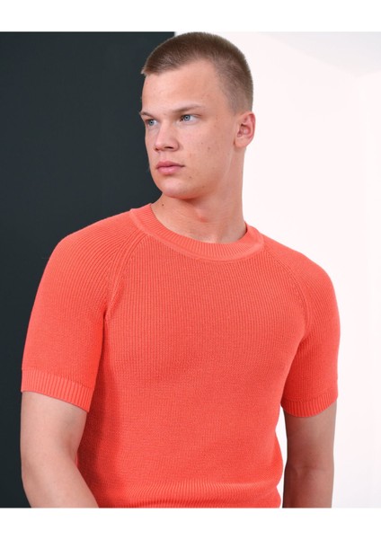 Slim Fit Pamuklu Örme Triko Tişört Dar Kesim Bisiklet Yaka T-Shirt fiyatları