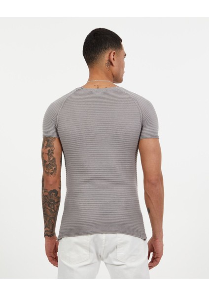 Beyaz Slim Fit Triko Tişört Terletmez Nefes Alan Dar Kesim T-Shirt modelleri