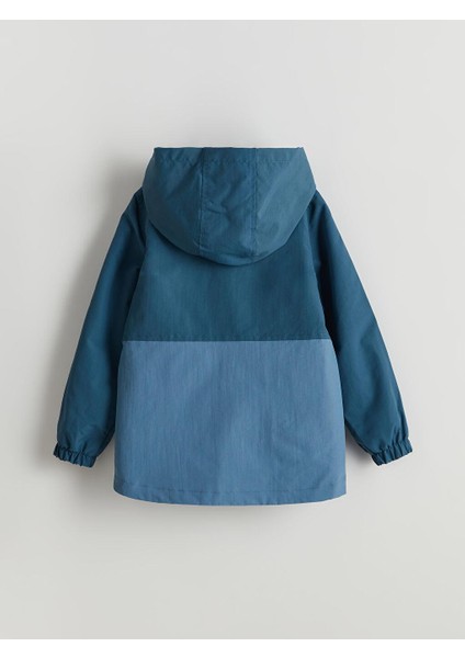 Lcw Kids Kapüşonlu Erkek Bebek Yağmurluk fiyatları