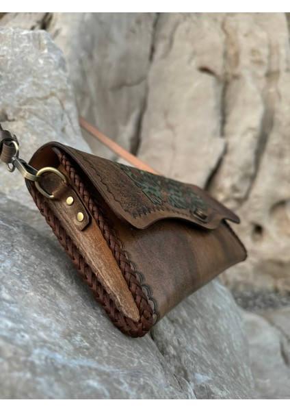 Nobleıstıque Kilim Desenli Özel Tasarım Sanatsal El Yapımı Otantik Portföy Kadın Çanta - Şık Etnik Model Deri modelleri