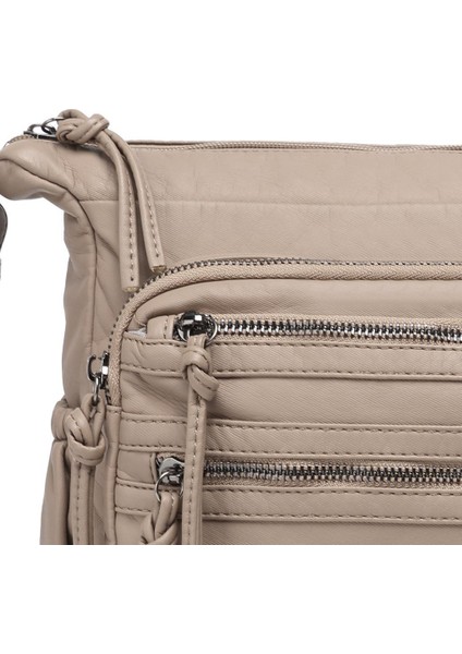 Yıkama Deri Askılı Kadın Postacı Çantası 21K Barcelona 1918 fiyatları