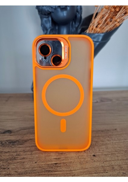 iPhone 15 Uyumlu Kamera Lens Koruma Hediyeli Magsafe Şarj Özellikli Standlı Mat Lüks Kılıf