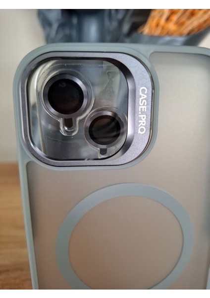 iPhone 15 Uyumlu Kamera Lens Koruma Hediyeli Magsafe Şarj Özellikli Standlı Mat Lüks Kılıf indirimleri