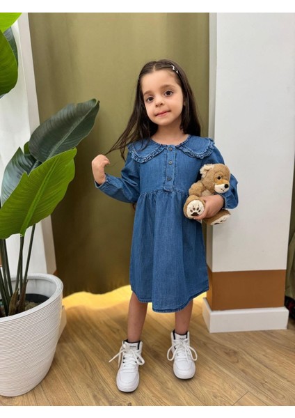Kız Çocuk Fırfırlı Bebe Yaka Düğme Detaylı Pamuklu Mevsimlik Oversize Kesim Denim Elbise