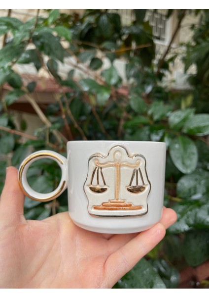 Adalet Terazisi Fincan 24 K Altın Dekorlu