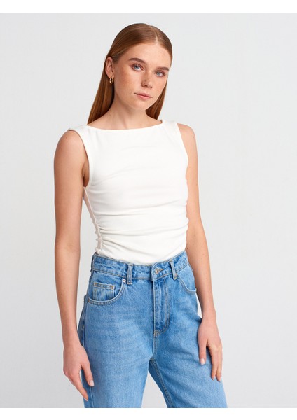 31589 Büzgülü Kayık Yaka Top-Ekru