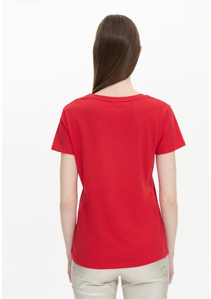 Kırmızı T-Shırt fırsatları
