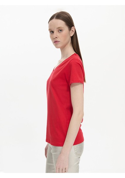 Kırmızı T-Shırt indirimleri