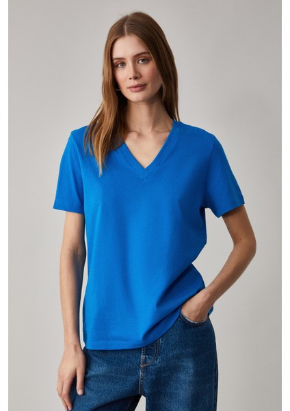 Alıne Kadın Pamuk Derin V Yakalı Comfort Fit Parlament Mavi T-Shirt