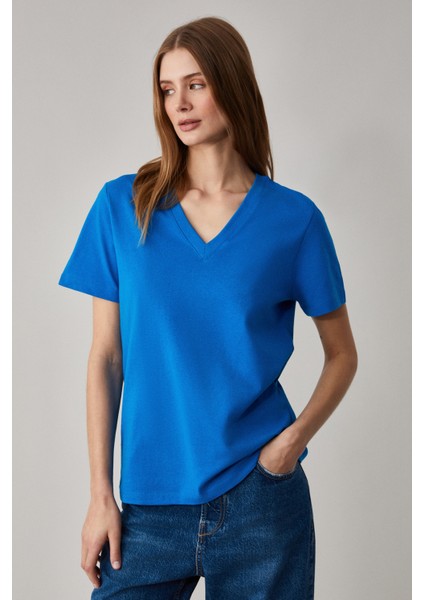 Alıne Kadın Pamuk Derin V Yakalı Comfort Fit Parlament Mavi T-Shirt