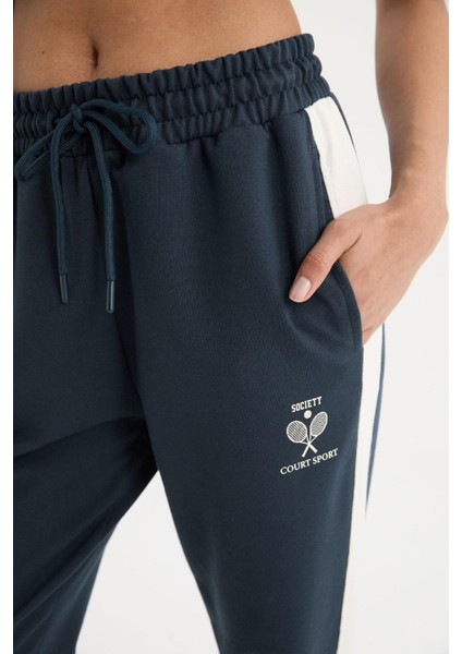 Fit Standart Fit Jogger Eşofman Altı Beli Bağcıklı Cepli Baskılı D7138AX25SP