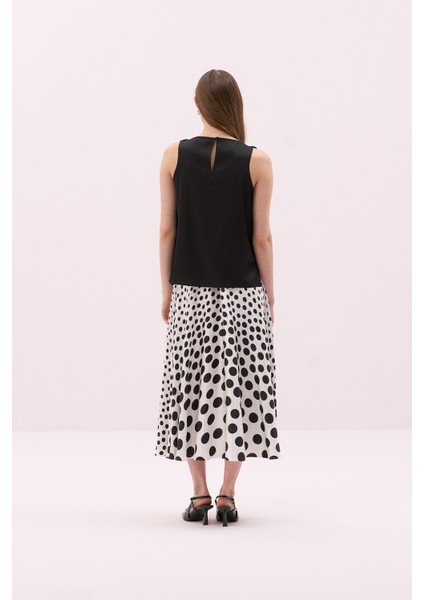 Çiçek Motifli Bisiklet Yaka Bluz Siyah Y2513029_001 fiyatları