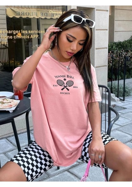 Pembe Kadın / Kız Tennis Ball Baskılı Oversize T-Shirt modelleri