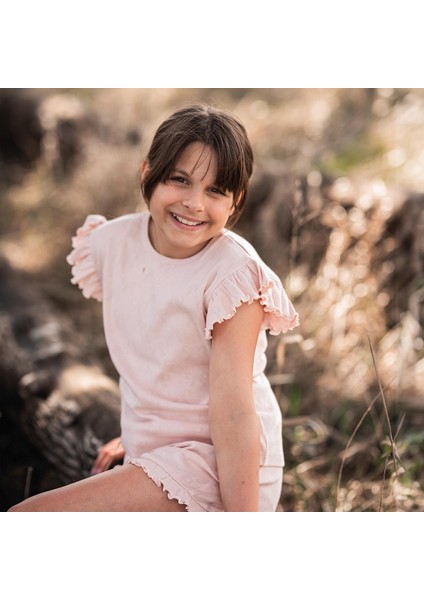 Kurdele Jakar Fırfırlı Şortlu Pijama fırsatları