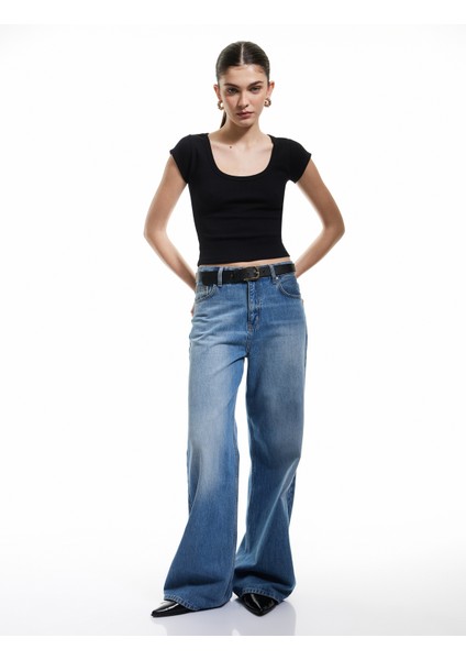 Pamuklu Slim Fit Kısa Kollu Bisiklet Yaka Tişört