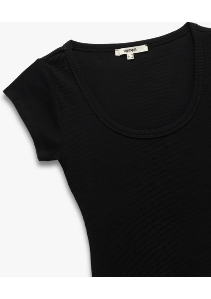 Pamuklu Slim Fit Kısa Kollu Bisiklet Yaka Tişört
