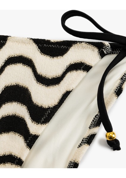 Astarlı Zebra Desenli Yanları Bağlamalı Ipli Bikini Altı modelleri