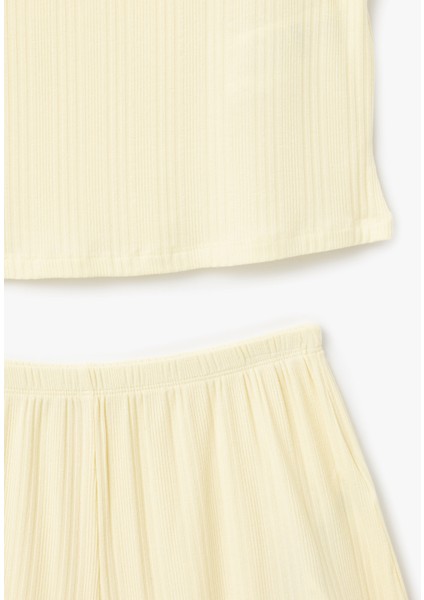 Nakış Detaylı Kısa Kollu Modal Kumaş Şortlu Pijama Takımı