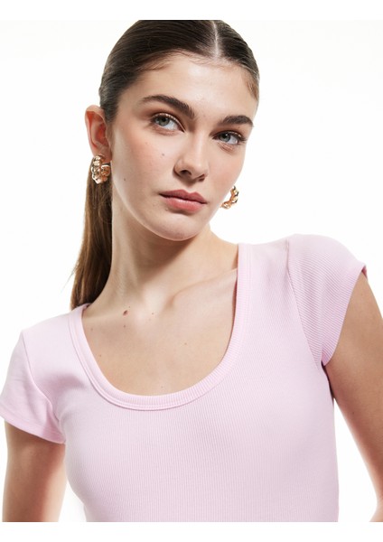 Pamuklu Slim Fit Kısa Kollu Bisiklet Yaka Tişört