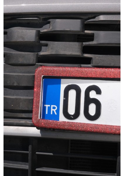 Kırmızı Plakalık Tek