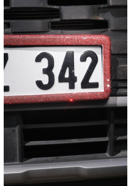 Kırmızı Plakalık Tek modelleri