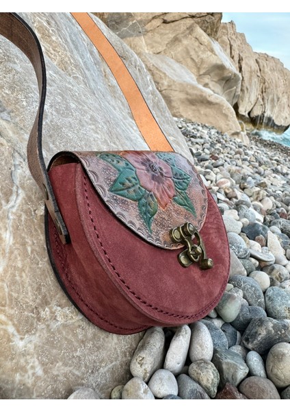 Nobleıstıque Sanatsal El Yapımı Çiçek Desenli Özel Tasarım Trend Mini Kadın Çanta - Şık Gerçek Deri Bohem Tarz fırsatları