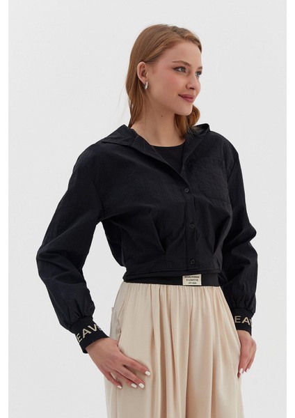Kapüşonlu Paraşüt Kumaş Crop Gömlek