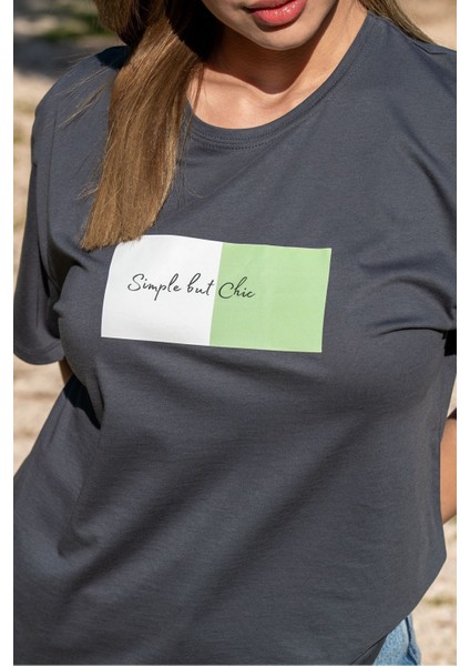 Kadın Oversize Fit Bisiklet Yaka Baskılı Kısa Kollu T-Shirt fiyatları