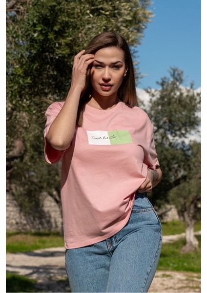 Kadın Oversize Fit Bisiklet Yaka Baskılı Kısa Kollu T-Shirt modelleri