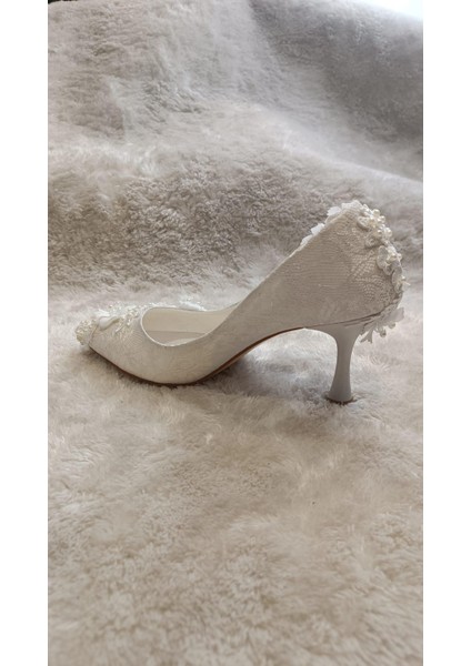 Ever Sivri Burun Dantel ve Inci Işlemeli 6 cm Ince Topuk Stiletto Nişan Nikah Gelin Ayakkbısı fiyatları