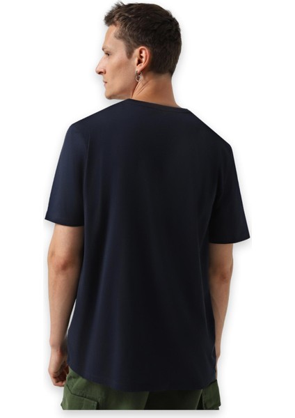 TB0A5RCE Sleeve Woven Badge Tee Unisex T-Shirt modelleri