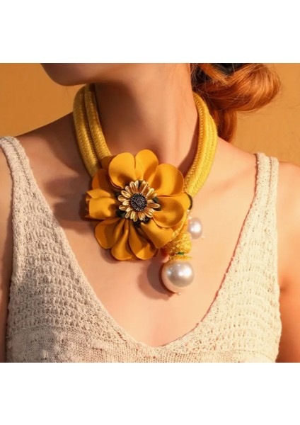 Inci Detaylı El Yapımı Çiçek Model Kadın Gerdanlık Kolye