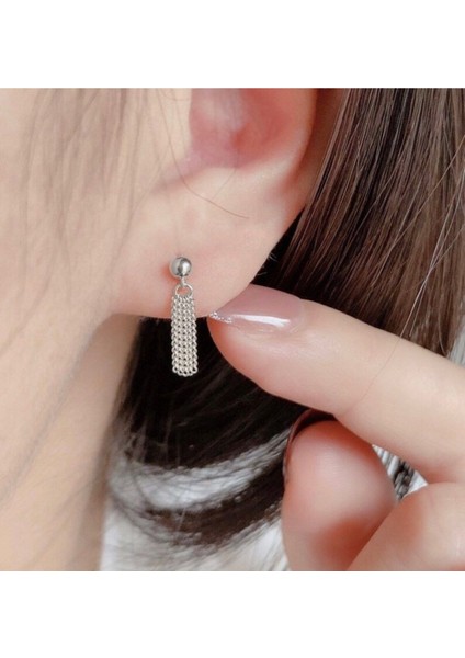 Minimal Püsküllü Top Küpe