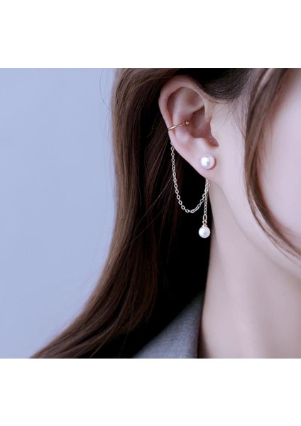 Üstten Sıkıştırmalı İnci Detaylı Kadın Küpe