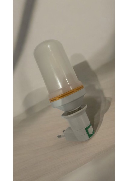 Prize Tak Çalıştır 3 Işık Modlu, Alev Efektli, 5 Watt, E27 Duy LED Ampul, LED Ampul ve Fişli Duy