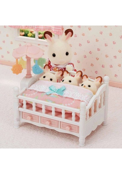 Nessiworld Sylvanian Families Dönenceli Beşik 5534 fırsatları