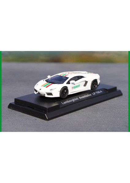 Orijinal Kutusu 1:64 LP700-4 Alaşım Model Araba Statik Metal Model Araçlar Koleksiyon Hediye (Yurt Dışından)