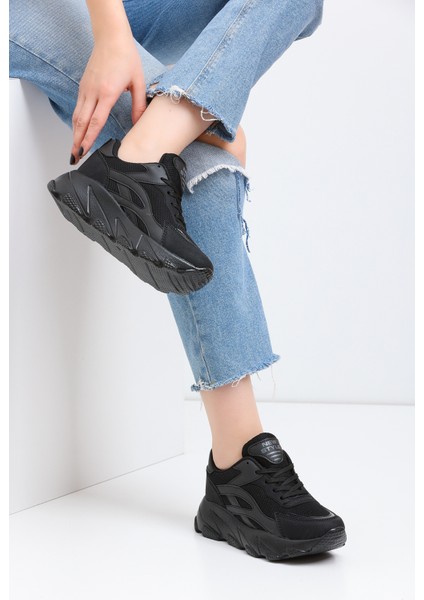Siyah Kadın Sneaker ZF001