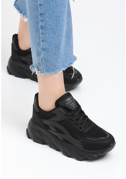 Siyah Kadın Sneaker ZF001