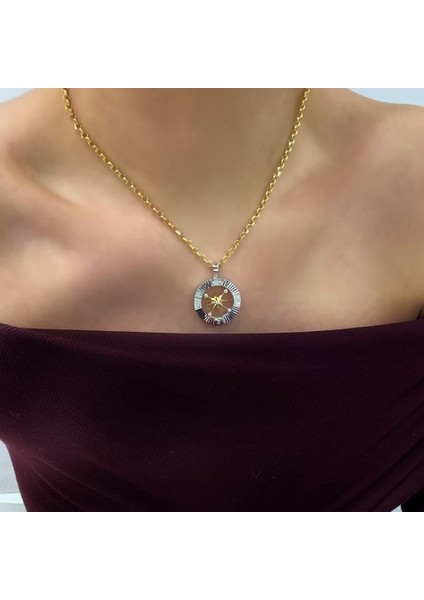 Çevirmeli Pusula Kolye Ucu – KLU0556
