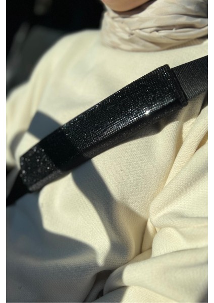 Siyah Taşlı Kemer Konforu