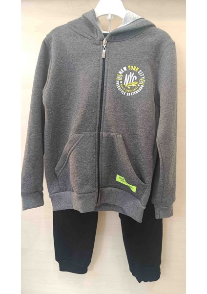 Sırtı Şehir Desenli Kapüşonlu Hırka Alt Eşofman Takımı