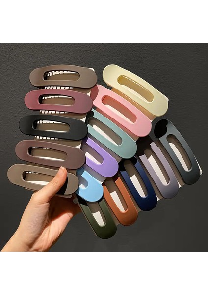 Kadınlar İçin Mat Renklerde Şık Saç Tokası