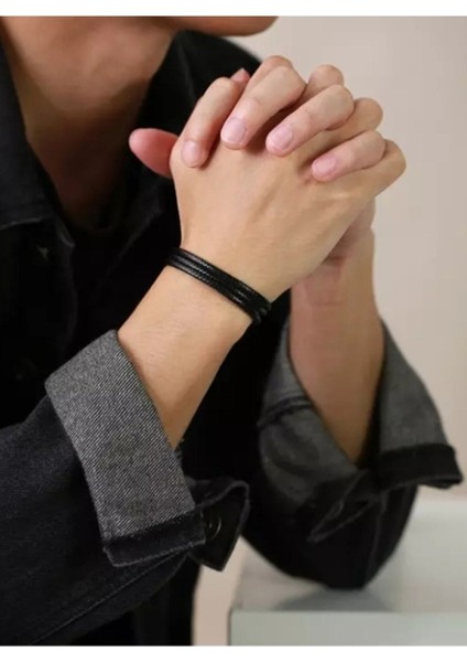 4 Sıra Dolamalı Deri Ip Bileklik