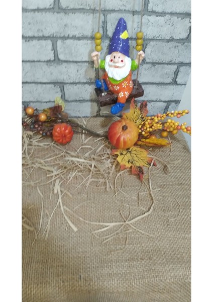 Sallanan Cüce Dekoratif Biblo Heykel Hediyelik Bahçe Dekorasyon Süsleme